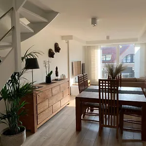 Ozzy 's Place , Oostende België