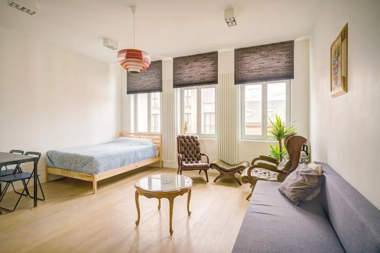 The Greenplace Apartments In The Heart Of Antwerpen België
